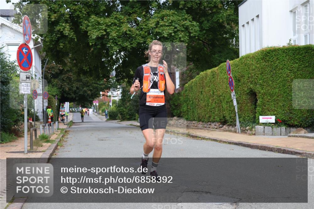 25.08.2024 - 20. Blankeneser Heldenlauf Strokosch-Dieckow http://msf.ph/oto/6858392 25.08.2024 09:51:26 Ziel 177 meine-sportfotos.de