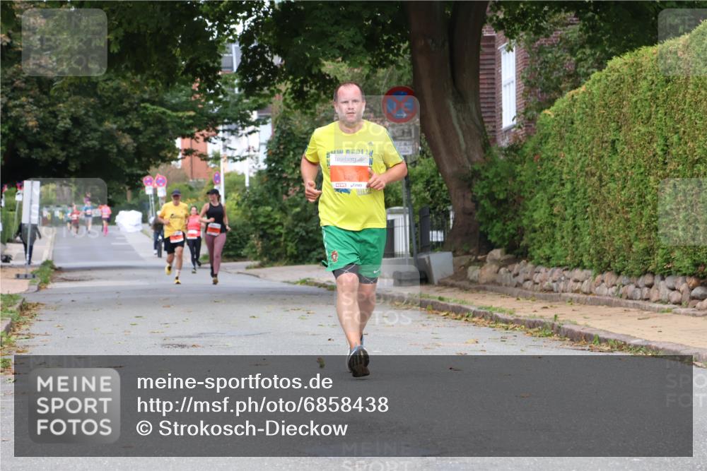 25.08.2024 - 20. Blankeneser Heldenlauf Strokosch-Dieckow http://msf.ph/oto/6858438 25.08.2024 09:51:50 Ziel 289 meine-sportfotos.de