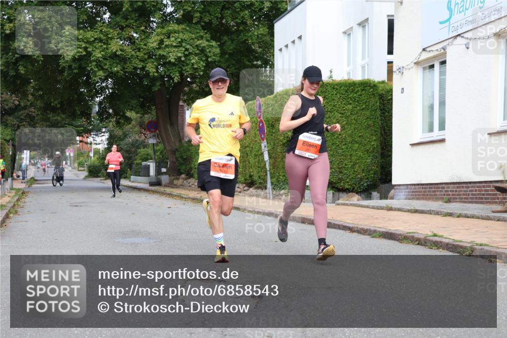 25.08.2024 - 20. Blankeneser Heldenlauf Strokosch-Dieckow http://msf.ph/oto/6858543 25.08.2024 09:52:03 Ziel 203, 260, 261 meine-sportfotos.de
