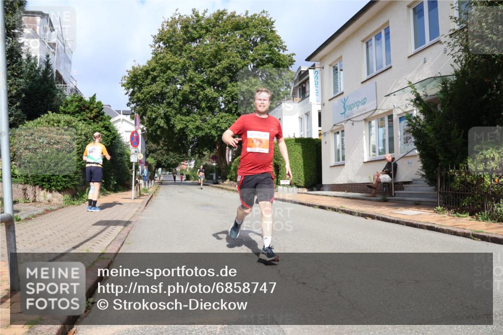 25.08.2024 - 20. Blankeneser Heldenlauf Strokosch-Dieckow http://msf.ph/oto/6858747 25.08.2024 09:52:39 Ziel 183, 224, 248, 263, 267 meine-sportfotos.de