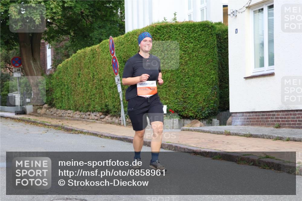 25.08.2024 - 20. Blankeneser Heldenlauf Strokosch-Dieckow http://msf.ph/oto/6858961 25.08.2024 09:53:18 Ziel 181 meine-sportfotos.de