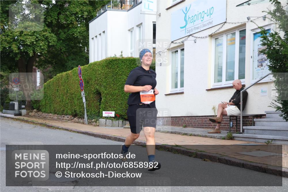 25.08.2024 - 20. Blankeneser Heldenlauf Strokosch-Dieckow http://msf.ph/oto/6858982 25.08.2024 09:53:19 Ziel 181 meine-sportfotos.de