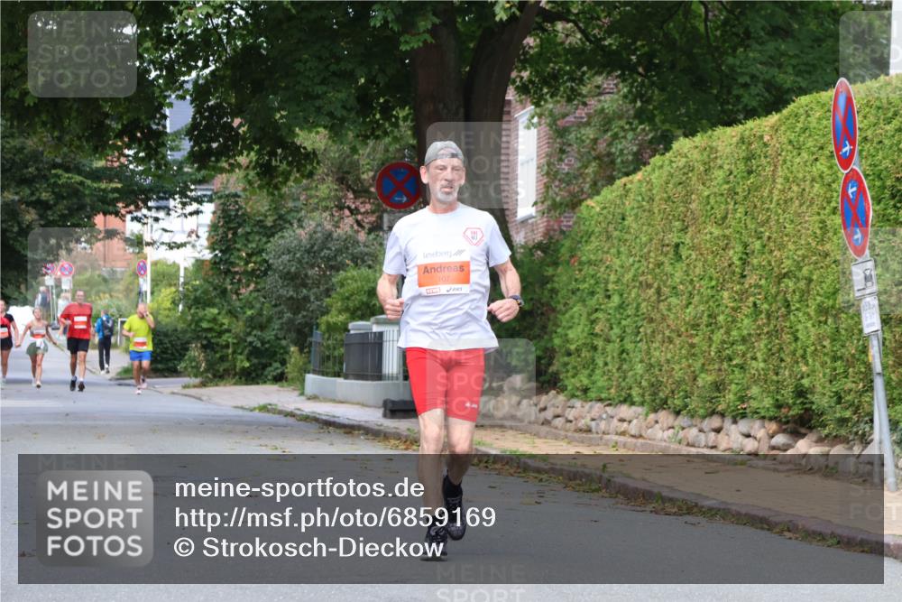 25.08.2024 - 20. Blankeneser Heldenlauf Strokosch-Dieckow http://msf.ph/oto/6859169 25.08.2024 09:54:56 Ziel 107 meine-sportfotos.de
