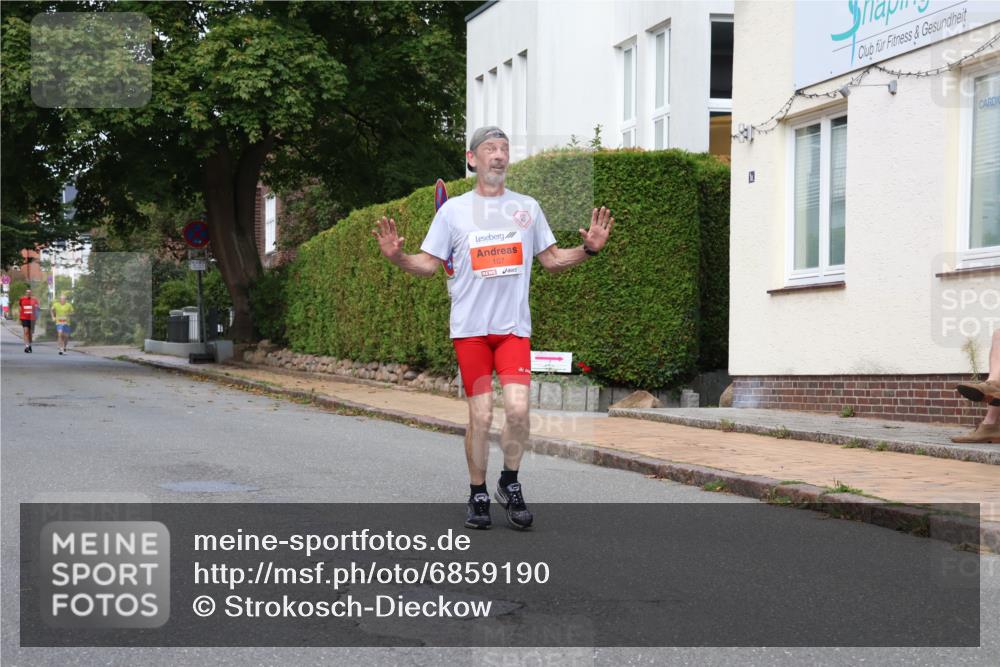 25.08.2024 - 20. Blankeneser Heldenlauf Strokosch-Dieckow http://msf.ph/oto/6859190 25.08.2024 09:54:59 Ziel 107 meine-sportfotos.de