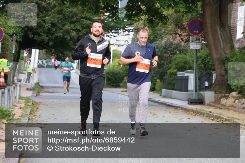 25.08.2024 - 20. Blankeneser Heldenlauf Strokosch-Dieckow http://msf.ph/oto/6859442 25.08.2024 09:55:54 Ziel 184, 196 meine-sportfotos.de