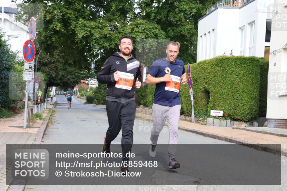 25.08.2024 - 20. Blankeneser Heldenlauf Strokosch-Dieckow http://msf.ph/oto/6859468 25.08.2024 09:55:58 Ziel 184, 196 meine-sportfotos.de