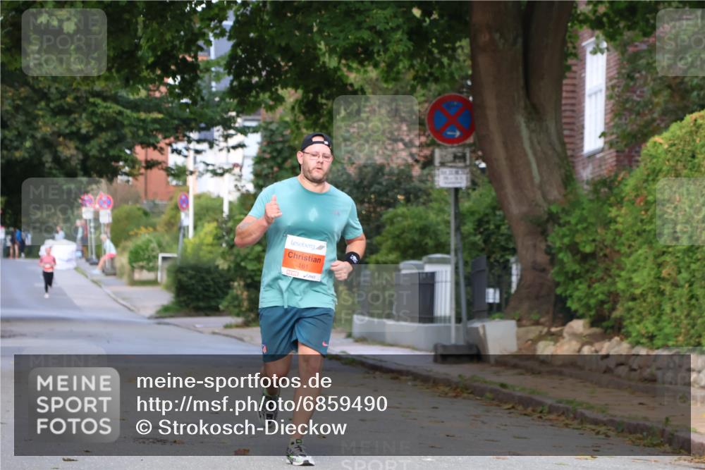 25.08.2024 - 20. Blankeneser Heldenlauf Strokosch-Dieckow http://msf.ph/oto/6859490 25.08.2024 09:56:08 Ziel 161 meine-sportfotos.de