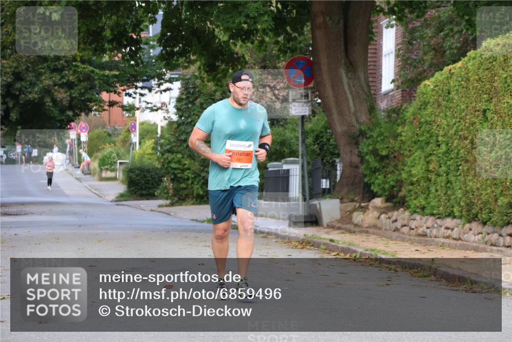25.08.2024 - 20. Blankeneser Heldenlauf Strokosch-Dieckow http://msf.ph/oto/6859496 25.08.2024 09:56:08 Ziel 161 meine-sportfotos.de