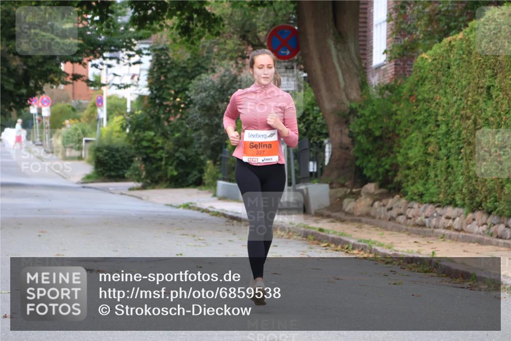 25.08.2024 - 20. Blankeneser Heldenlauf Strokosch-Dieckow http://msf.ph/oto/6859538 25.08.2024 09:56:41 Ziel 227 meine-sportfotos.de
