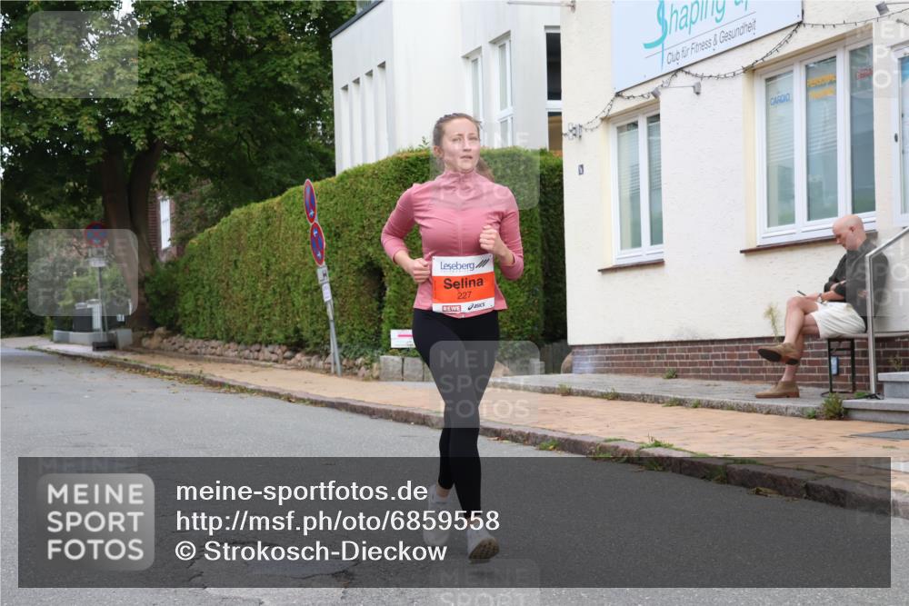 25.08.2024 - 20. Blankeneser Heldenlauf Strokosch-Dieckow http://msf.ph/oto/6859558 25.08.2024 09:56:45 Ziel 227 meine-sportfotos.de