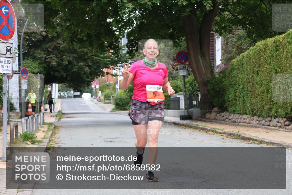 25.08.2024 - 20. Blankeneser Heldenlauf Strokosch-Dieckow http://msf.ph/oto/6859582 25.08.2024 09:57:42 Ziel 133 meine-sportfotos.de