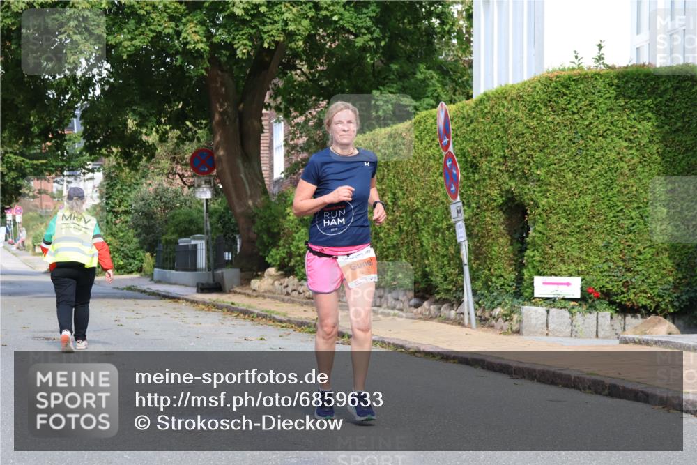 25.08.2024 - 20. Blankeneser Heldenlauf Strokosch-Dieckow http://msf.ph/oto/6859633 25.08.2024 09:59:10 Ziel 213 meine-sportfotos.de