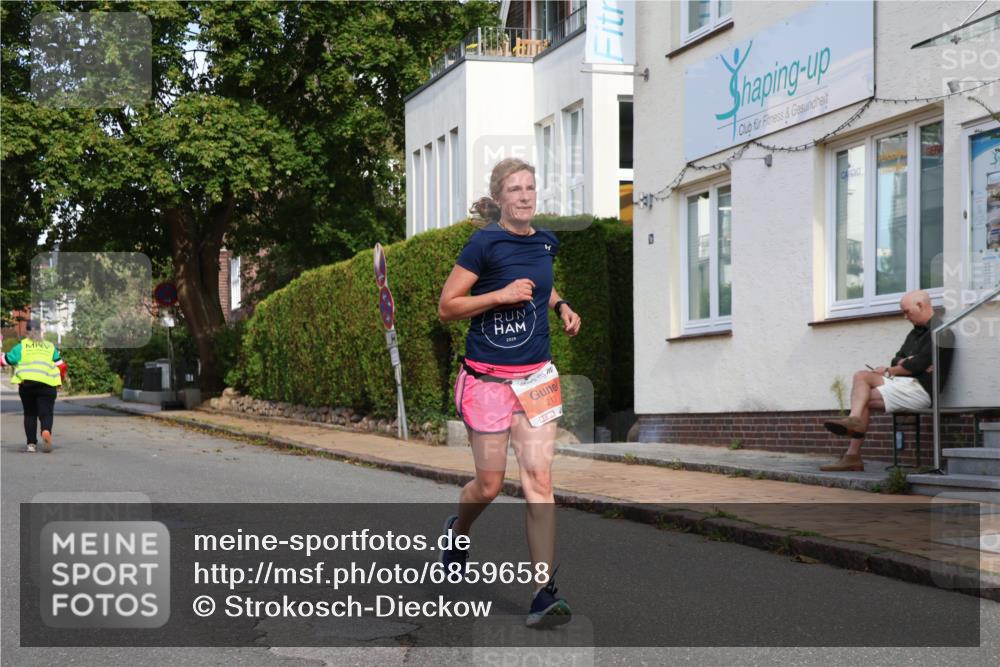 25.08.2024 - 20. Blankeneser Heldenlauf Strokosch-Dieckow http://msf.ph/oto/6859658 25.08.2024 09:59:12 Ziel 213 meine-sportfotos.de