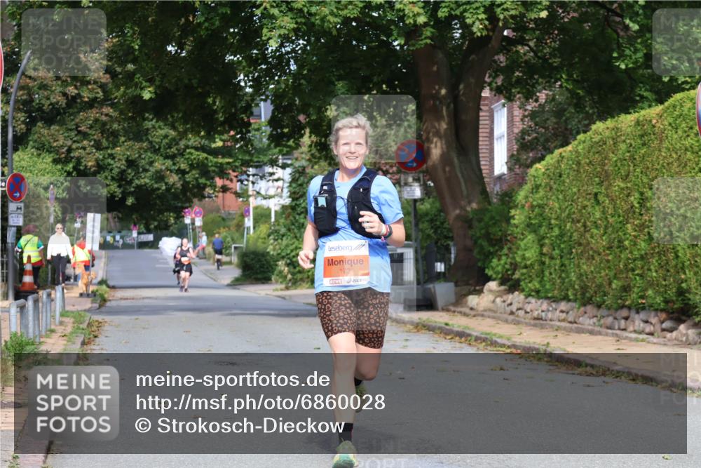 25.08.2024 - 20. Blankeneser Heldenlauf Strokosch-Dieckow http://msf.ph/oto/6860028 25.08.2024 10:00:51 Ziel 109, 172 meine-sportfotos.de