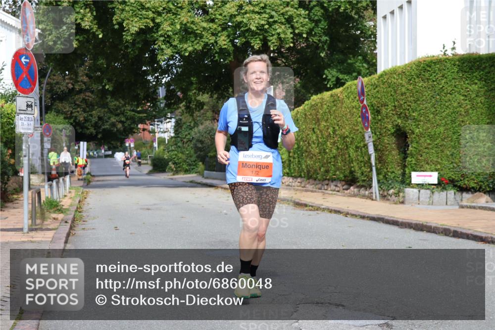 25.08.2024 - 20. Blankeneser Heldenlauf Strokosch-Dieckow http://msf.ph/oto/6860048 25.08.2024 10:00:52 Ziel 109, 172 meine-sportfotos.de