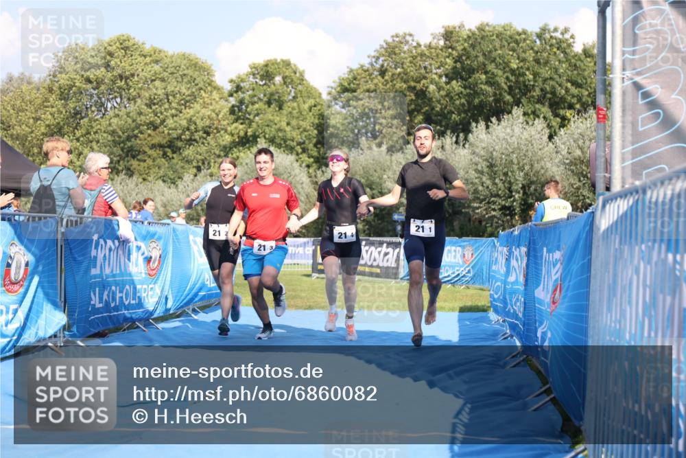 25.08.2024 - Elbe Triathlon Hamburg H.Heesch http://msf.ph/oto/6860082 25.08.2024 16:36:40 Ziel  meine-sportfotos.de