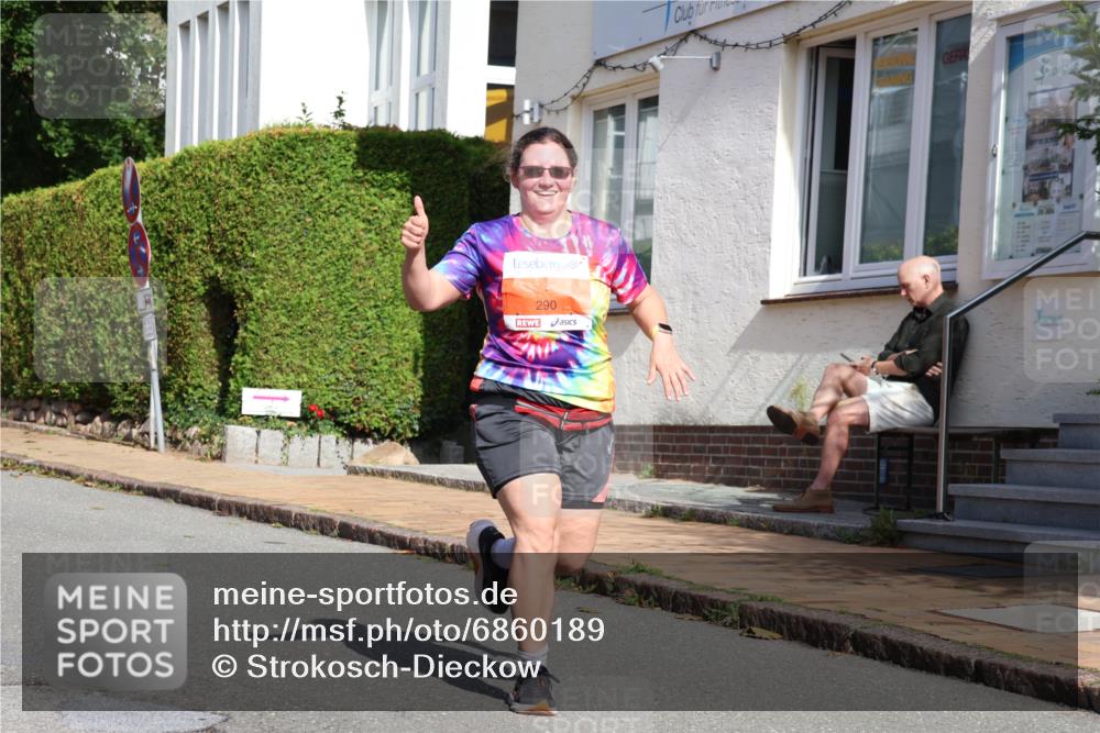 25.08.2024 - 20. Blankeneser Heldenlauf Strokosch-Dieckow http://msf.ph/oto/6860189 25.08.2024 10:01:22 Ziel 290 meine-sportfotos.de
