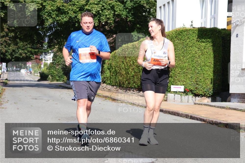 25.08.2024 - 20. Blankeneser Heldenlauf Strokosch-Dieckow http://msf.ph/oto/6860341 25.08.2024 10:06:55 Ziel 106, 252, 253 meine-sportfotos.de