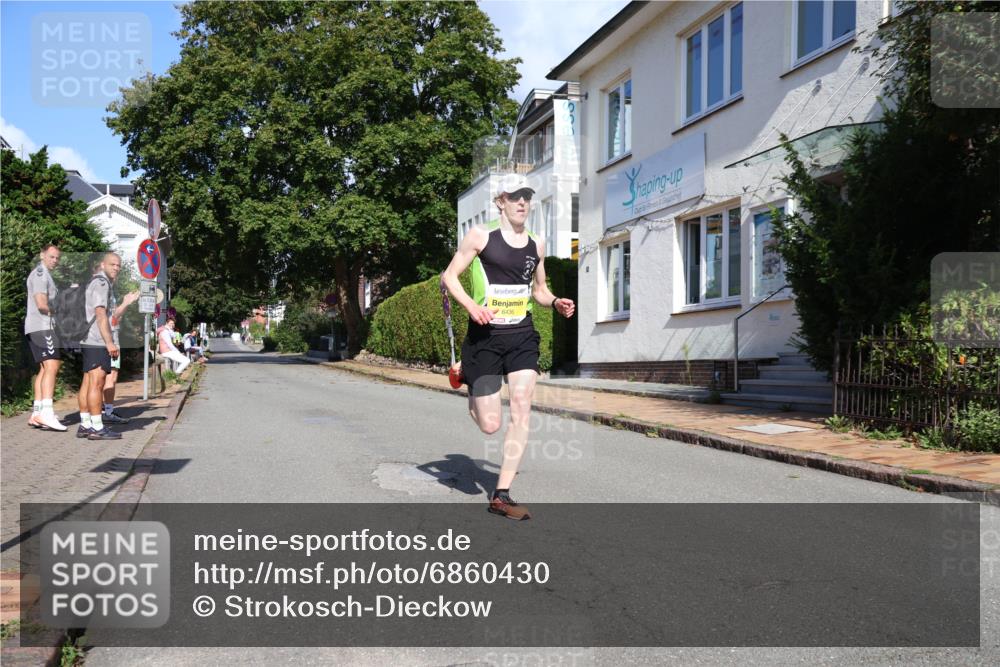 25.08.2024 - 20. Blankeneser Heldenlauf Strokosch-Dieckow http://msf.ph/oto/6860430 25.08.2024 10:09:07 Ziel 6436 meine-sportfotos.de