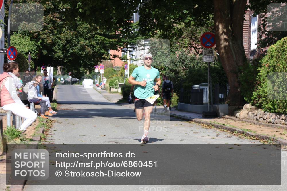 25.08.2024 - 20. Blankeneser Heldenlauf Strokosch-Dieckow http://msf.ph/oto/6860451 25.08.2024 10:09:54 Ziel 6012 meine-sportfotos.de