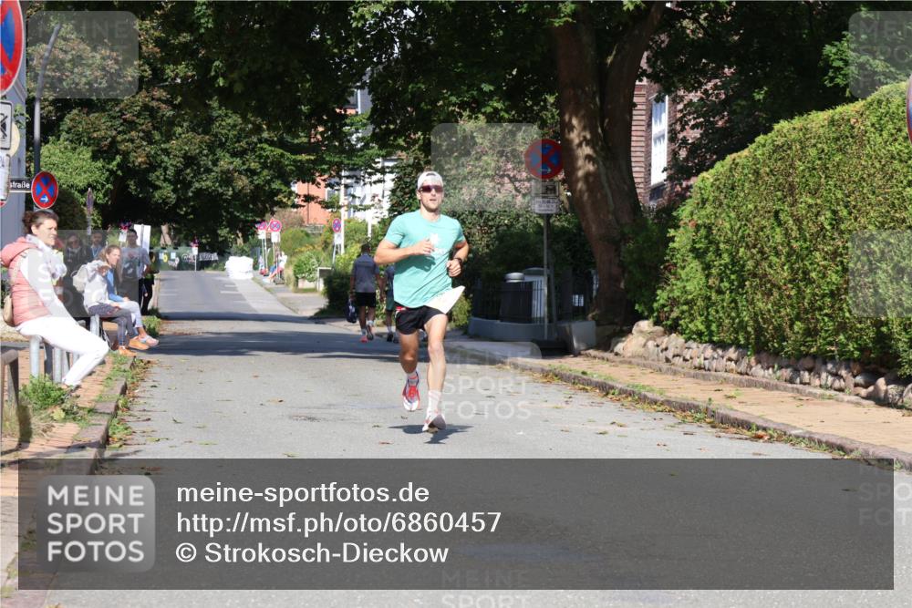 25.08.2024 - 20. Blankeneser Heldenlauf Strokosch-Dieckow http://msf.ph/oto/6860457 25.08.2024 10:09:55 Ziel 6012 meine-sportfotos.de