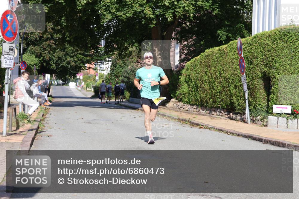 25.08.2024 - 20. Blankeneser Heldenlauf Strokosch-Dieckow http://msf.ph/oto/6860473 25.08.2024 10:09:56 Ziel 6012 meine-sportfotos.de