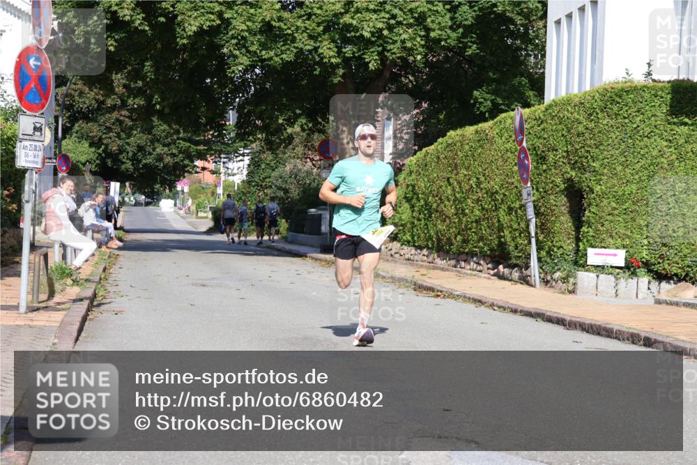 25.08.2024 - 20. Blankeneser Heldenlauf Strokosch-Dieckow http://msf.ph/oto/6860482 25.08.2024 10:09:56 Ziel 6012 meine-sportfotos.de