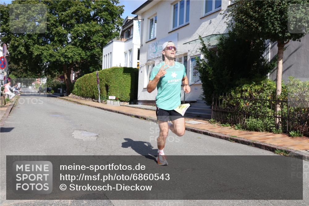 25.08.2024 - 20. Blankeneser Heldenlauf Strokosch-Dieckow http://msf.ph/oto/6860543 25.08.2024 10:09:58 Ziel 6012 meine-sportfotos.de