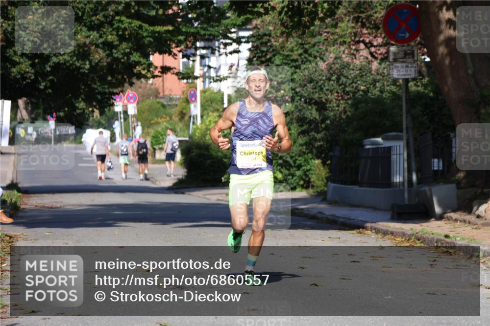 25.08.2024 - 20. Blankeneser Heldenlauf Strokosch-Dieckow http://msf.ph/oto/6860557 25.08.2024 10:10:43 Ziel 6361 meine-sportfotos.de