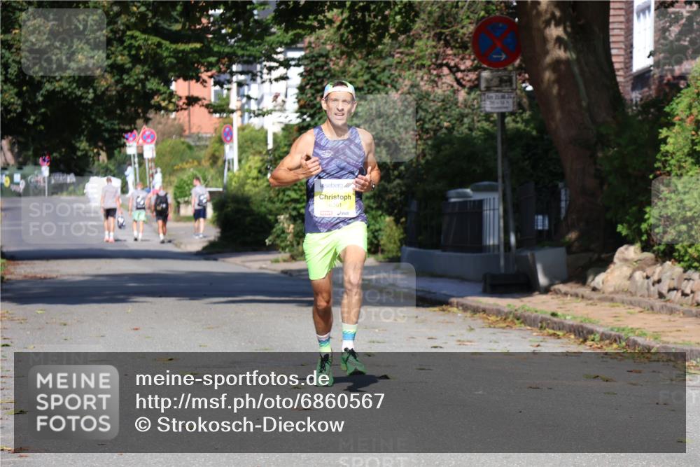 25.08.2024 - 20. Blankeneser Heldenlauf Strokosch-Dieckow http://msf.ph/oto/6860567 25.08.2024 10:10:43 Ziel 6361 meine-sportfotos.de