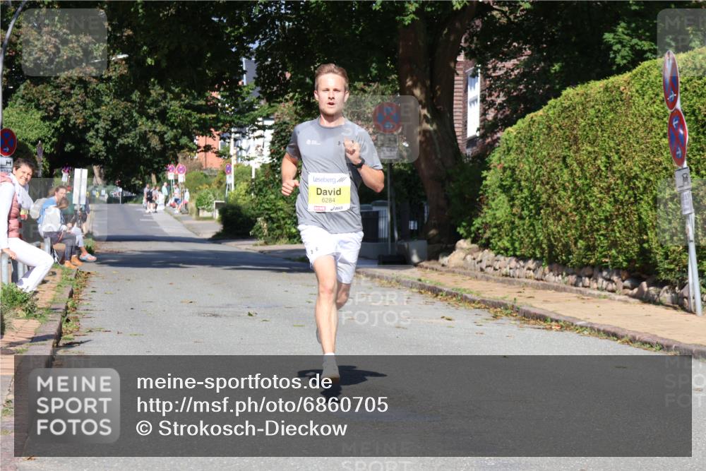 25.08.2024 - 20. Blankeneser Heldenlauf Strokosch-Dieckow http://msf.ph/oto/6860705 25.08.2024 10:11:45 Ziel 6284 meine-sportfotos.de