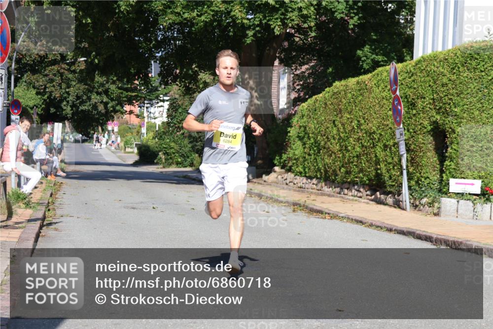 25.08.2024 - 20. Blankeneser Heldenlauf Strokosch-Dieckow http://msf.ph/oto/6860718 25.08.2024 10:11:45 Ziel 6284 meine-sportfotos.de