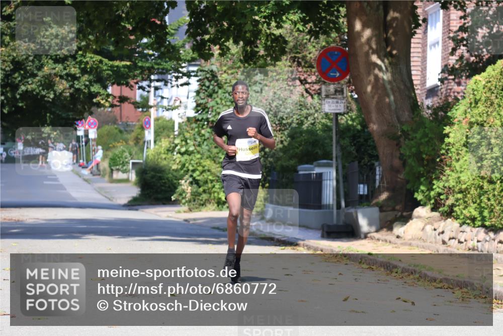 25.08.2024 - 20. Blankeneser Heldenlauf Strokosch-Dieckow http://msf.ph/oto/6860772 25.08.2024 10:12:49 Ziel 6208 meine-sportfotos.de