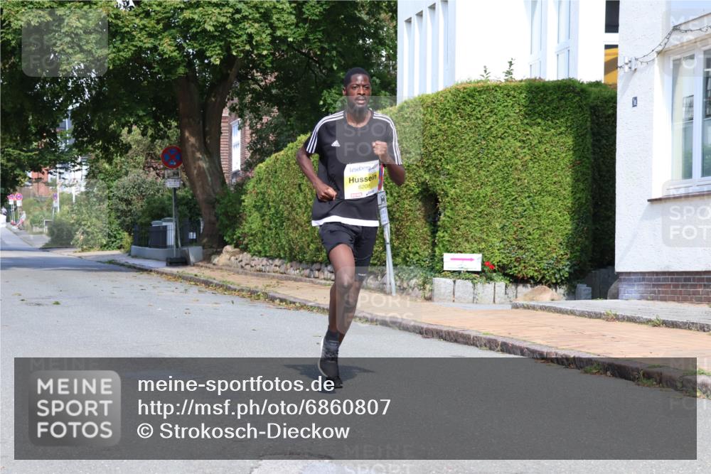 25.08.2024 - 20. Blankeneser Heldenlauf Strokosch-Dieckow http://msf.ph/oto/6860807 25.08.2024 10:12:53 Ziel 6208 meine-sportfotos.de