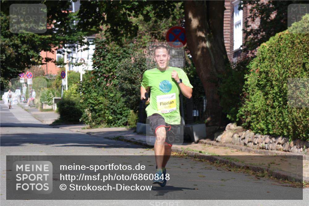 25.08.2024 - 20. Blankeneser Heldenlauf Strokosch-Dieckow http://msf.ph/oto/6860848 25.08.2024 10:13:25 Ziel 6019 meine-sportfotos.de