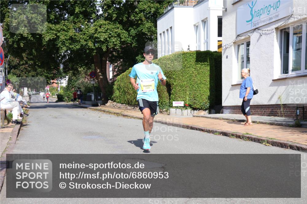 25.08.2024 - 20. Blankeneser Heldenlauf Strokosch-Dieckow http://msf.ph/oto/6860953 25.08.2024 10:14:05 Ziel 6389, 6504 meine-sportfotos.de