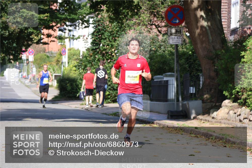 25.08.2024 - 20. Blankeneser Heldenlauf Strokosch-Dieckow http://msf.ph/oto/6860973 25.08.2024 10:14:15 Ziel 6389 meine-sportfotos.de