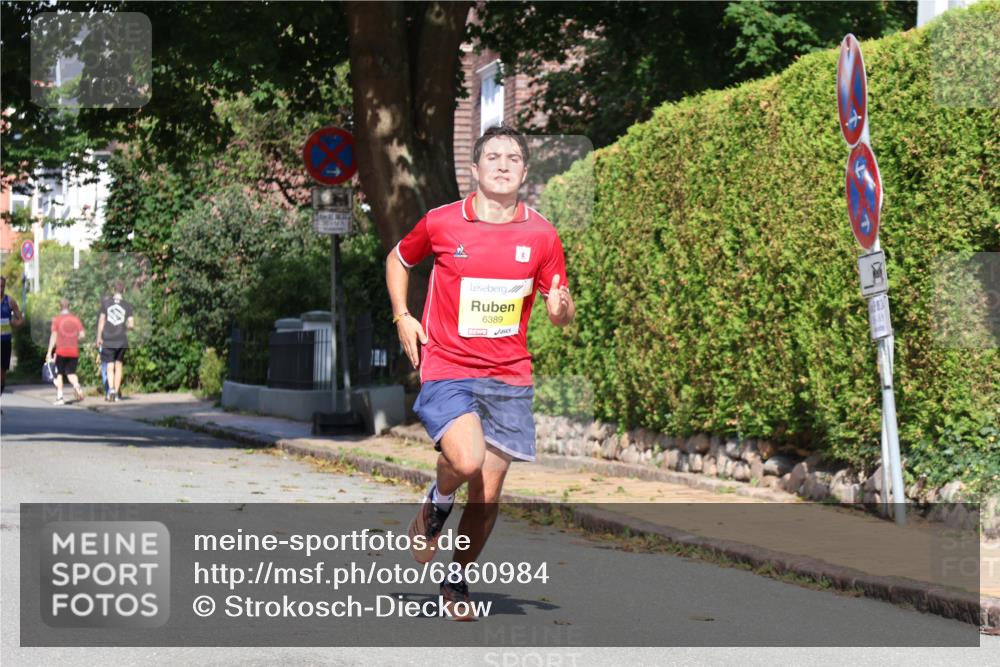 25.08.2024 - 20. Blankeneser Heldenlauf Strokosch-Dieckow http://msf.ph/oto/6860984 25.08.2024 10:14:17 Ziel 6285, 6389 meine-sportfotos.de