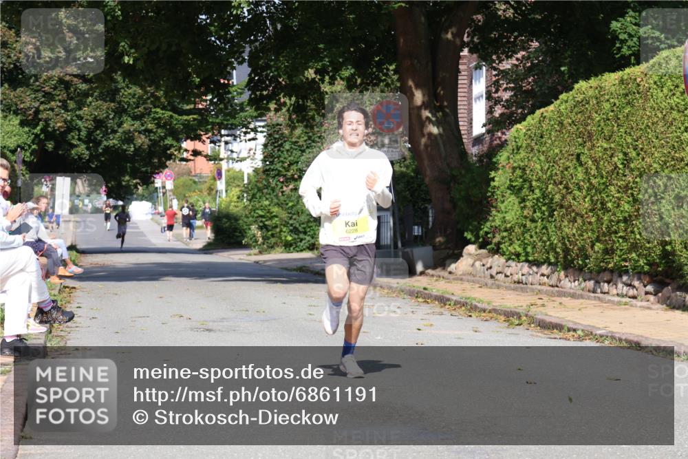 25.08.2024 - 20. Blankeneser Heldenlauf Strokosch-Dieckow http://msf.ph/oto/6861191 25.08.2024 10:14:57 Ziel 6228 meine-sportfotos.de