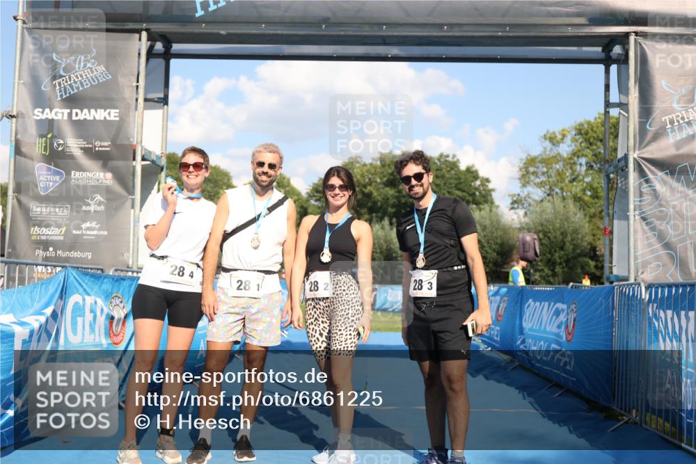 25.08.2024 - Elbe Triathlon Hamburg H.Heesch http://msf.ph/oto/6861225 25.08.2024 16:47:21 Ziel  meine-sportfotos.de