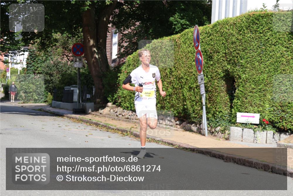 25.08.2024 - 20. Blankeneser Heldenlauf Strokosch-Dieckow http://msf.ph/oto/6861274 25.08.2024 10:15:14 Ziel 6458 meine-sportfotos.de