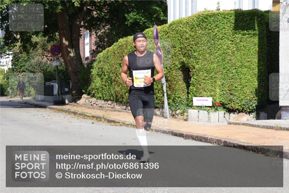 25.08.2024 - 20. Blankeneser Heldenlauf Strokosch-Dieckow http://msf.ph/oto/6861396 25.08.2024 10:15:29 Ziel 6379 meine-sportfotos.de