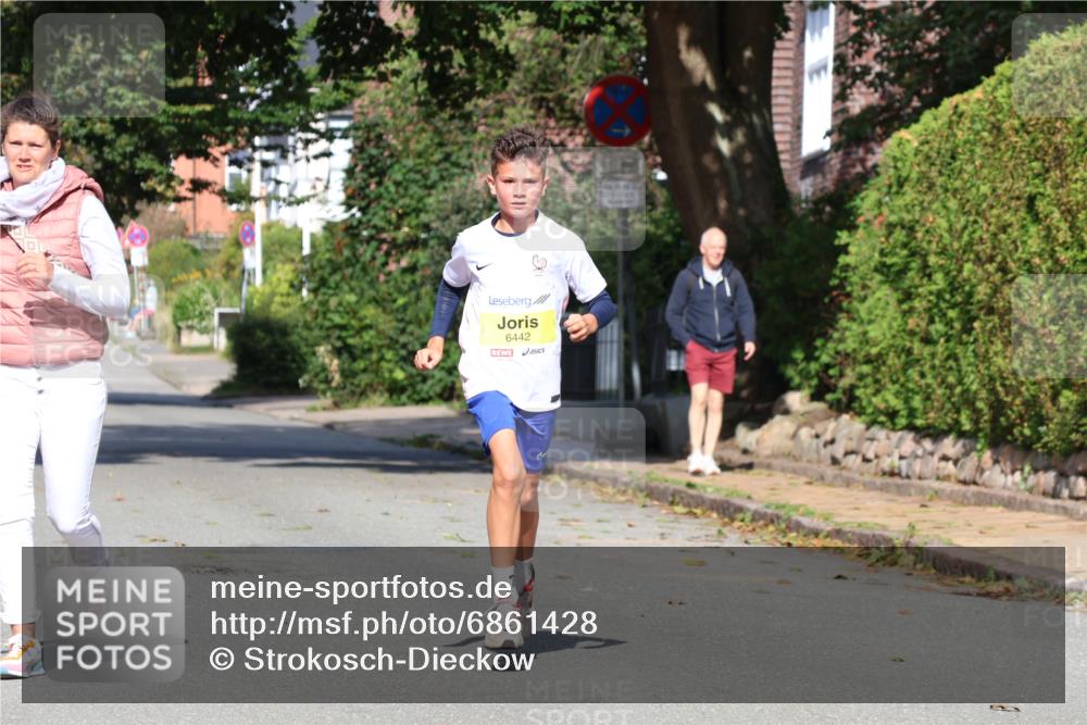 25.08.2024 - 20. Blankeneser Heldenlauf Strokosch-Dieckow http://msf.ph/oto/6861428 25.08.2024 10:15:44 Ziel 6442 meine-sportfotos.de