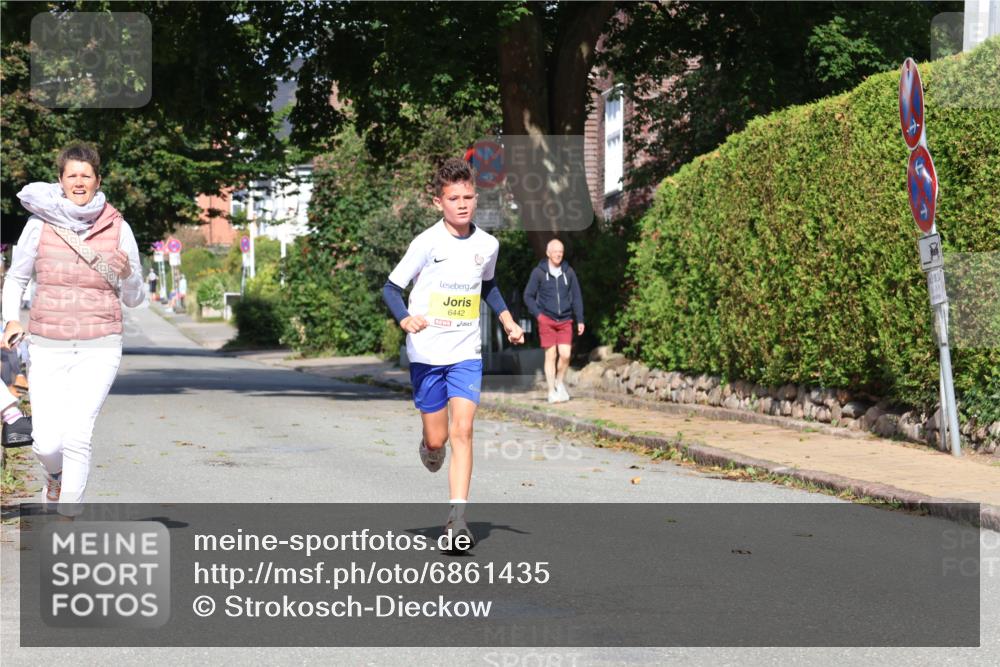 25.08.2024 - 20. Blankeneser Heldenlauf Strokosch-Dieckow http://msf.ph/oto/6861435 25.08.2024 10:15:45 Ziel 6442 meine-sportfotos.de