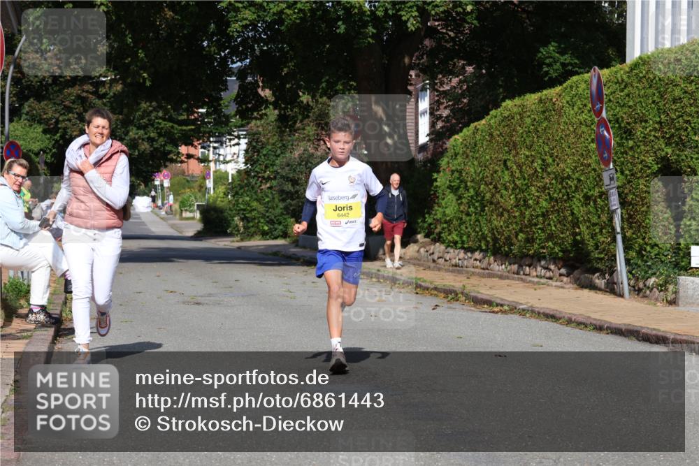 25.08.2024 - 20. Blankeneser Heldenlauf Strokosch-Dieckow http://msf.ph/oto/6861443 25.08.2024 10:15:45 Ziel 6442 meine-sportfotos.de