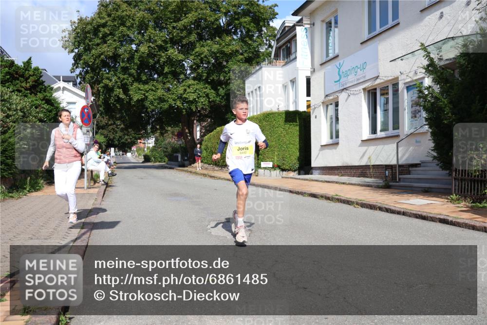 25.08.2024 - 20. Blankeneser Heldenlauf Strokosch-Dieckow http://msf.ph/oto/6861485 25.08.2024 10:15:47 Ziel 6442 meine-sportfotos.de