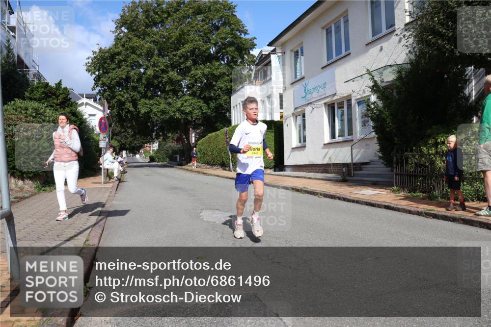 25.08.2024 - 20. Blankeneser Heldenlauf Strokosch-Dieckow http://msf.ph/oto/6861496 25.08.2024 10:15:47 Ziel 6442 meine-sportfotos.de