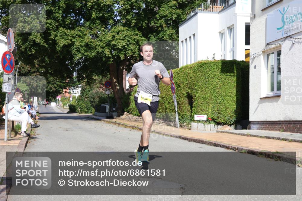 25.08.2024 - 20. Blankeneser Heldenlauf Strokosch-Dieckow http://msf.ph/oto/6861581 25.08.2024 10:16:15 Ziel 6399 meine-sportfotos.de