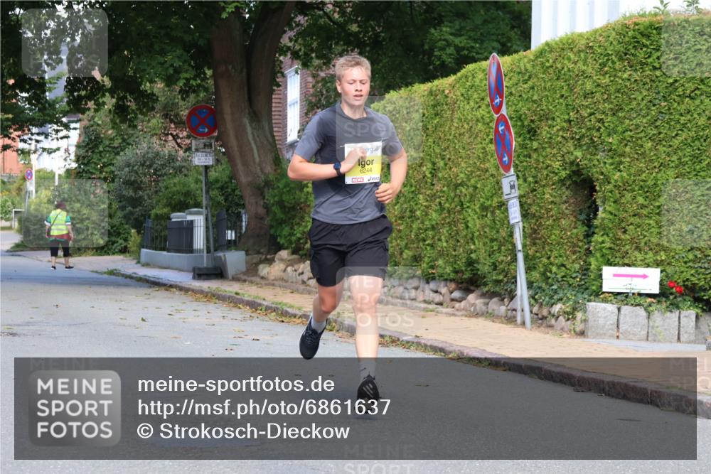 25.08.2024 - 20. Blankeneser Heldenlauf Strokosch-Dieckow http://msf.ph/oto/6861637 25.08.2024 10:16:46 Ziel 6244 meine-sportfotos.de