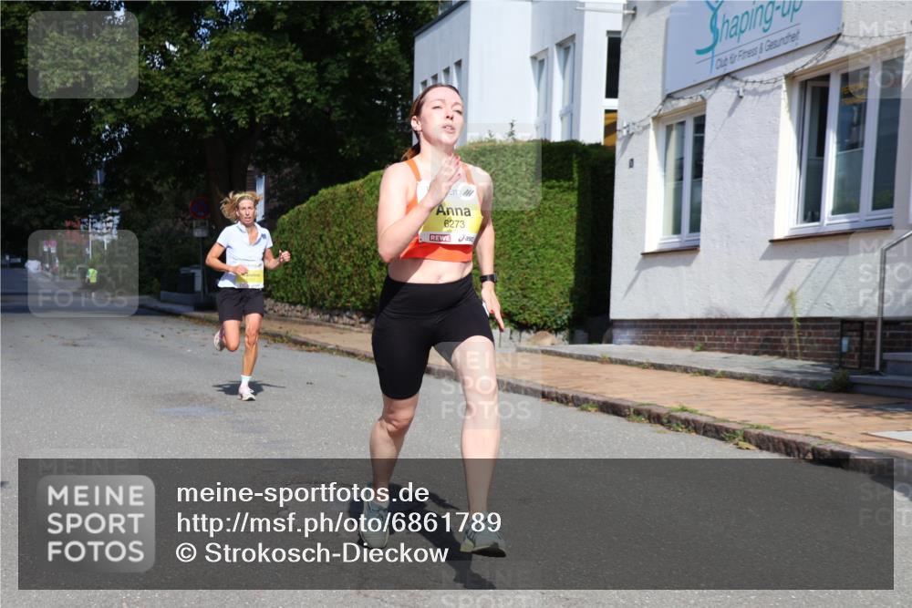 25.08.2024 - 20. Blankeneser Heldenlauf Strokosch-Dieckow http://msf.ph/oto/6861789 25.08.2024 10:17:09 Ziel 6273, 6457, 6459 meine-sportfotos.de